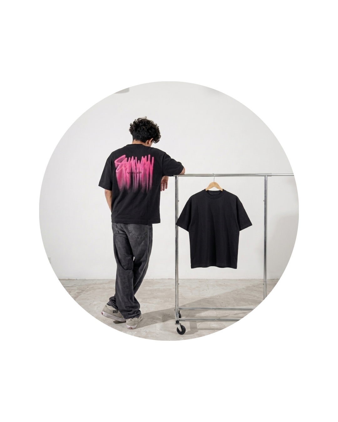 OVERSEZED T-SHIRT